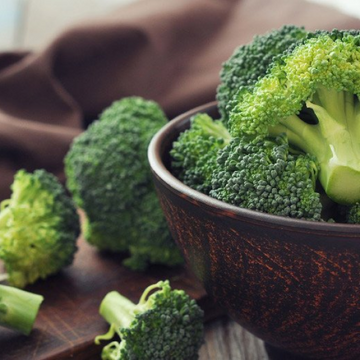 Broccoli (Broccoli / بروکلی)